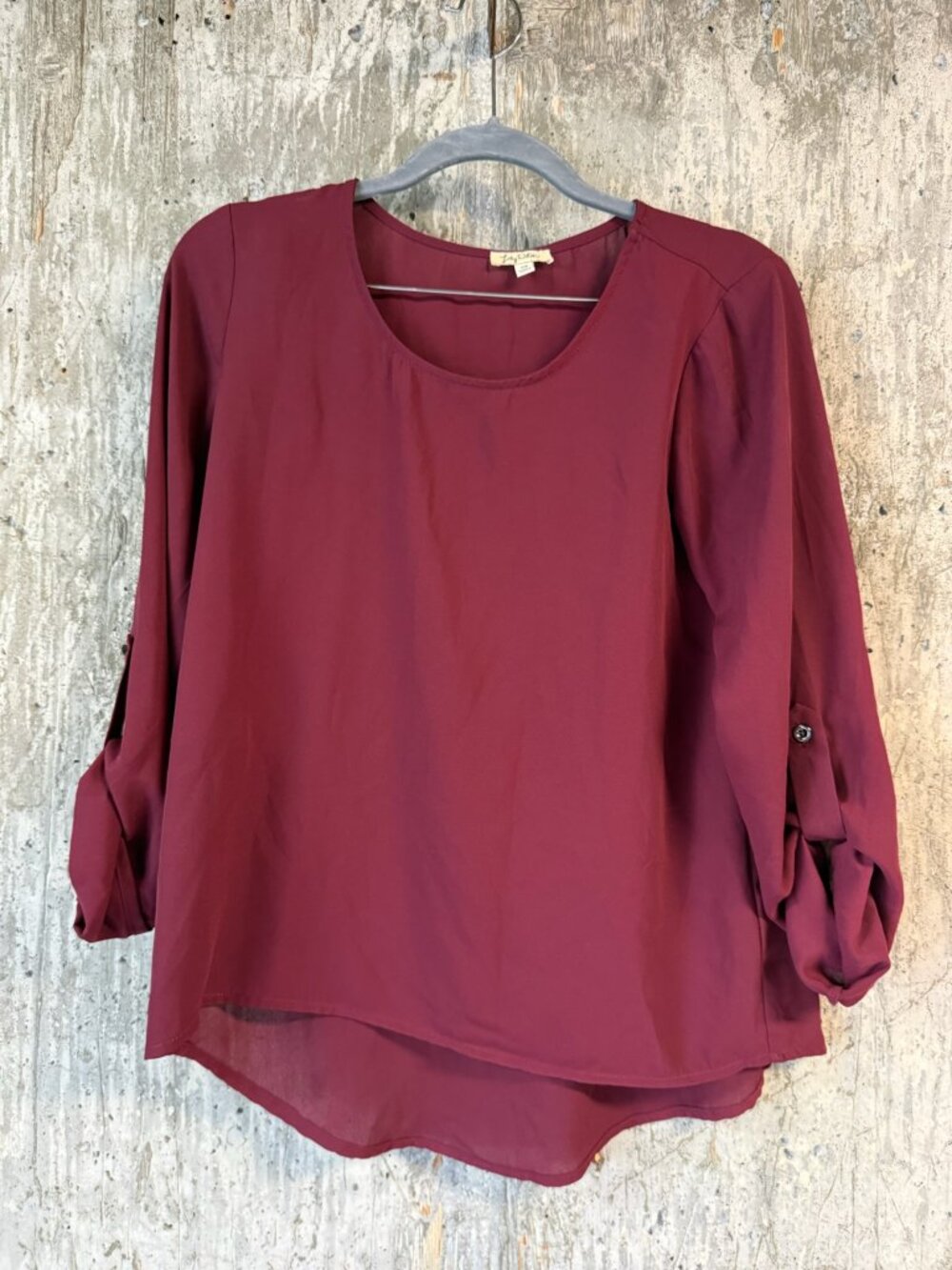 LILY WHITE Women's Round Neck Loose Fit 3/4 Sleeve Roll Tab Size XS In Red